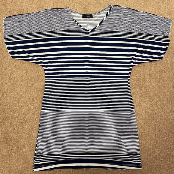 HYPNOTIC STRIPE Short Dress - Picture 2 of 3